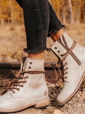 Free Bird Manchester Boots